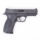SMITH & WESSON M&P 40 .40 S&W - 2 of 3