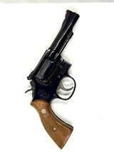 SMITH & WESSON 15-4 .38 SPL - 1 of 2