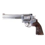 SMITH & WESSON 686-6 .357 MAG - 2 of 3