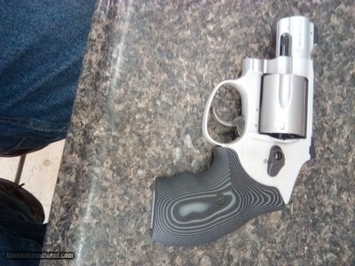 SMITH & WESSON 642-UC .38 SPL +P