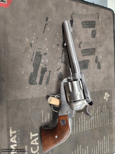 RUGER NEW MODEL BLACKHAWK .357 MAG