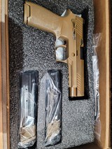 SIG SAUER M17 MILITARY SURPLUS 9MM LUGER (9X19 PARA) - 1 of 3