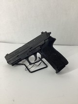 SIG SAUER SP2022 9MM LUGER (9x19 PARA)