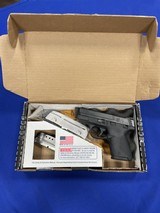 SMITH & WESSON M & P 9 Shield 9MM LUGER (9x19 PARA) - 1 of 3