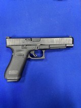 GLOCK G34 9MM LUGER (9x19 PARA) - 2 of 3