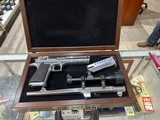 MAGNUM RESEARCH DESERT EAGLE .44 MAGNUM