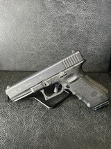 GLOCK 22 .40 S&W - 1 of 3