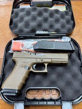 GLOCK G17 RTF2 VICKERS TACTICAL 9MM LUGER (9x19 PARA) - 3 of 3