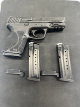 SMITH & WESSON M&P 9 M2.0 Compact 9MM LUGER (9x19 PARA) - 1 of 3