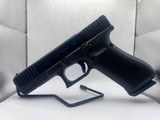 GLOCK 17 GEN 5 9MM LUGER (9x19 PARA) - 1 of 3