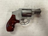 SMITH & WESSON 642-2 LadySmith .38 SPL - 1 of 3