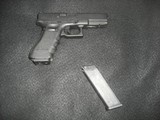 GLOCK 22 .40 S&W - 2 of 3