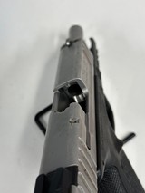 SMITH & WESSON SD40 VE .40 S&W - 2 of 3