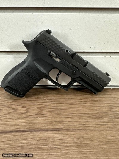 SIG SAUER P320 9MM LUGER (9x19 PARA)