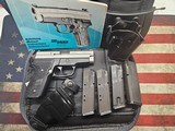 SIG SAUER P229 .40 S&W - 1 of 3