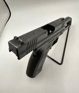 SPRINGFIELD ARMORY XD-40 .40 S&W - 3 of 3