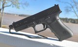 GLOCK G17 GEN 3 TB RTG9MM LUGER (9x19 PARA) - 1 of 3