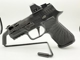 SIG SAUER P320 CARRY 9MM LUGER (9x19 PARA) - 1 of 3
