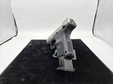 RUGER SR9C COMPACT 9MM LUGER (9x19 PARA) - 2 of 3