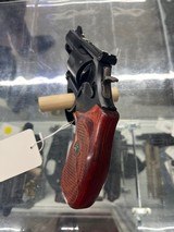 Smith & Wesson Performance Center Model 19 Carry Comp .38 SPECIAL/.357 MAGNUM - 2 of 3