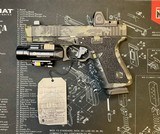 GLOCK 19 Custom 9MM LUGER (9x19 PARA) - 2 of 3