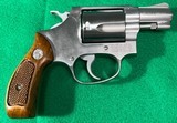 SMITH & WESSON 60 .38 SPL - 1 of 3