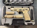 SMITH & WESSON M&P40 M2.0 .40 S&W - 1 of 3