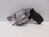 SMITH & WESSON 642-2 airweight .38 SPL - 1 of 3