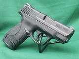 SMITH & WESSON M&P40 SHIELD .40 S&W - 3 of 3