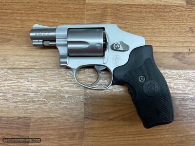 SMITH & WESSON 642 AIRWEIGHT .38 SPL