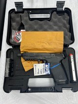 SMITH & WESSON M&P 5.7 NO MANUAL SAFETY 5.7X28MM - 1 of 3