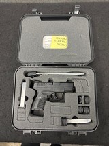 SPRINGFIELD ARMORY XD-S .40 S&W - 1 of 3