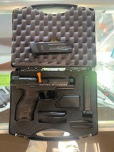 HECKLER & KOCH VP9 9MM LUGER (9X19 PARA) - 1 of 3