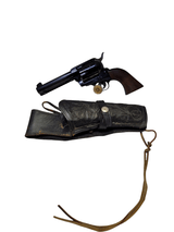 EAA BOUNTY HUNTER .44 MAGNUM - 1 of 3