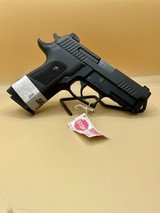 SIG SAUER P229 NITRON .40 S&W - 1 of 3