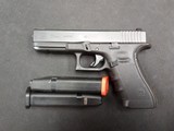 GLOCK G22 GEN 4 .40 S&W - 2 of 3