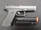 GLOCK G22 GEN 4 .40 S&W - 1 of 3