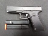 GLOCK G22
GEN 4 .40 S&W - 2 of 3