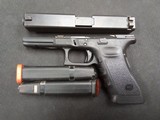 GLOCK G22 GEN 3 .40 S&W - 3 of 3