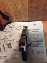 SMITH & WESSON SW40V .40 S&W - 2 of 3