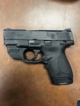 SMITH & WESSON M&P 9 SHIELD 9MM LUGER (9x19 PARA) - 1 of 3