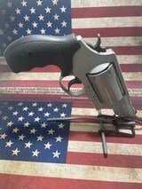 SMITH & WESSON GOVERNOR .45 ACP/.410 GA - 2 of 3