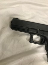 GLOCK G-22 Gen 4 w/ Night Sights .40 S&W - 3 of 3