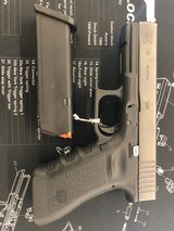 GLOCK G17 9MM LUGER (9x19 PARA) - 2 of 3