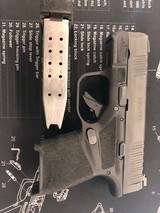 SPRINGFIELD ARMORY HELLCAT 9MM LUGER (9x19 PARA) - 1 of 3