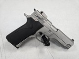 SMITH & WESSON 4006 .40 S&W - 1 of 2