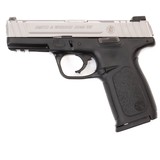 SMITH & WESSON SD40 VE .40 S&W - 1 of 2