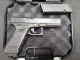 GLOCK G22 GEN 3 .40 CALIBER - 1 of 3