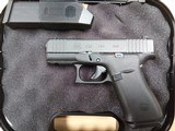 GLOCK 43x rail 9MM LUGER (9X19 PARA) - 2 of 3