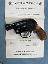 SMITH & WESSON .38 BodyGuard, Model 49 .38 SPL - 1 of 3